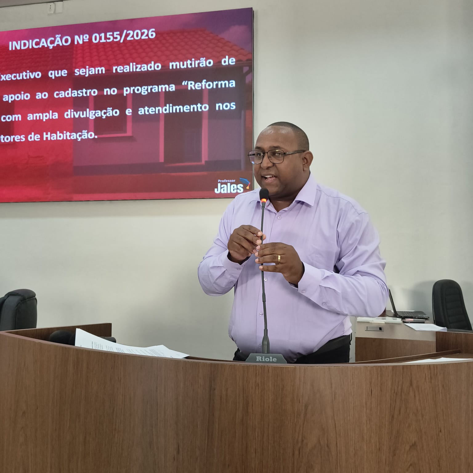 Prof. Jales.jpeg