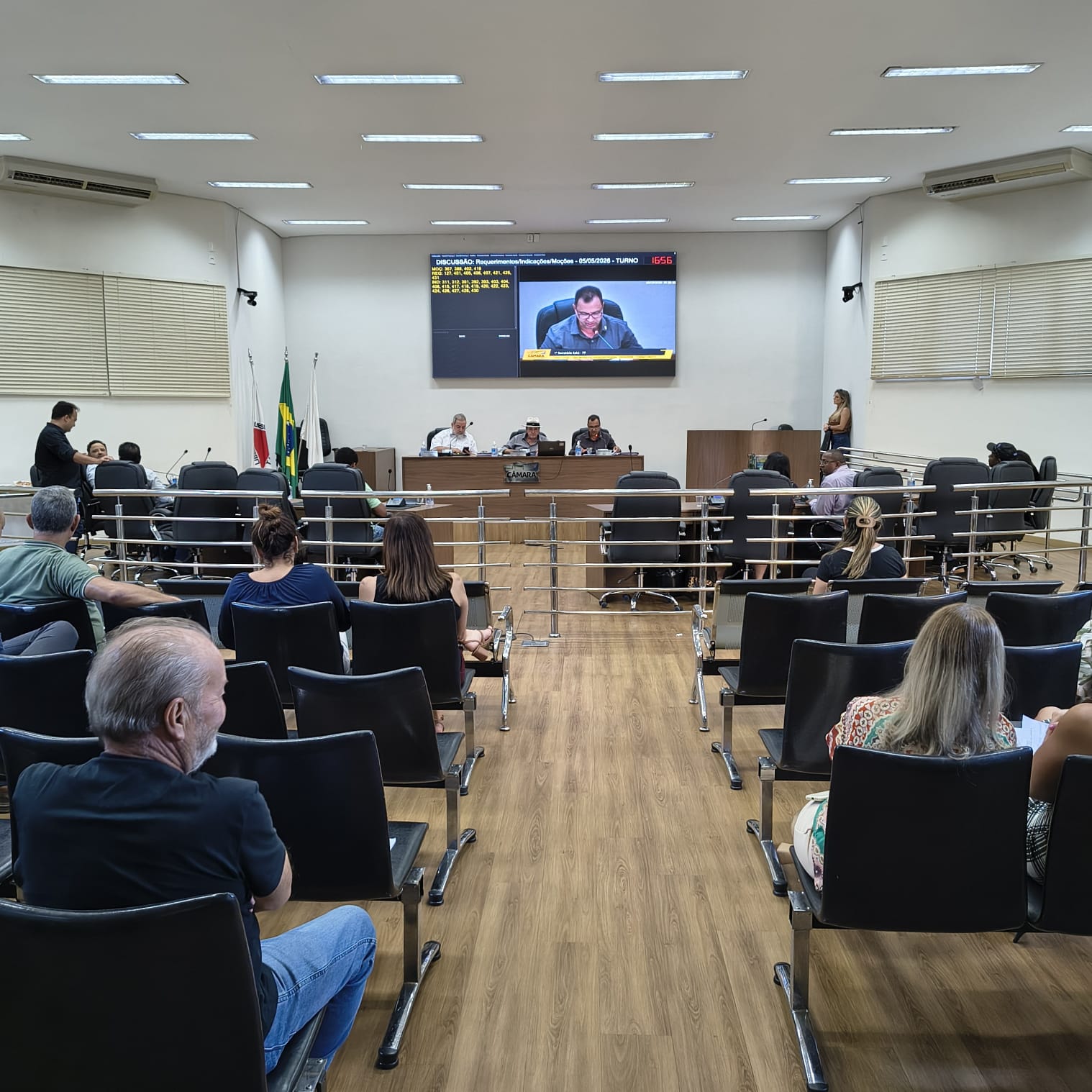 plenário 1.jpeg