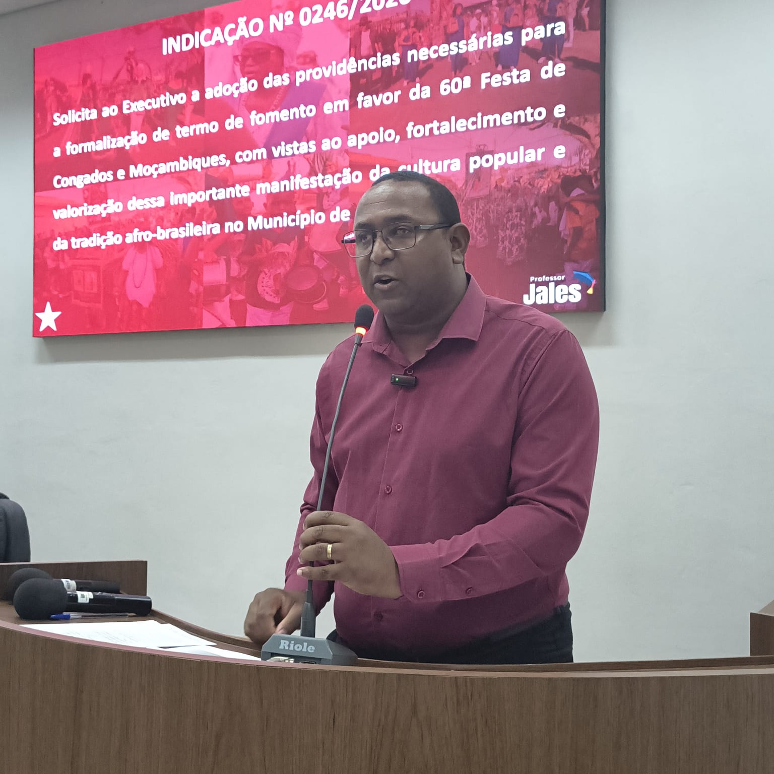 Professor Jales.jpeg