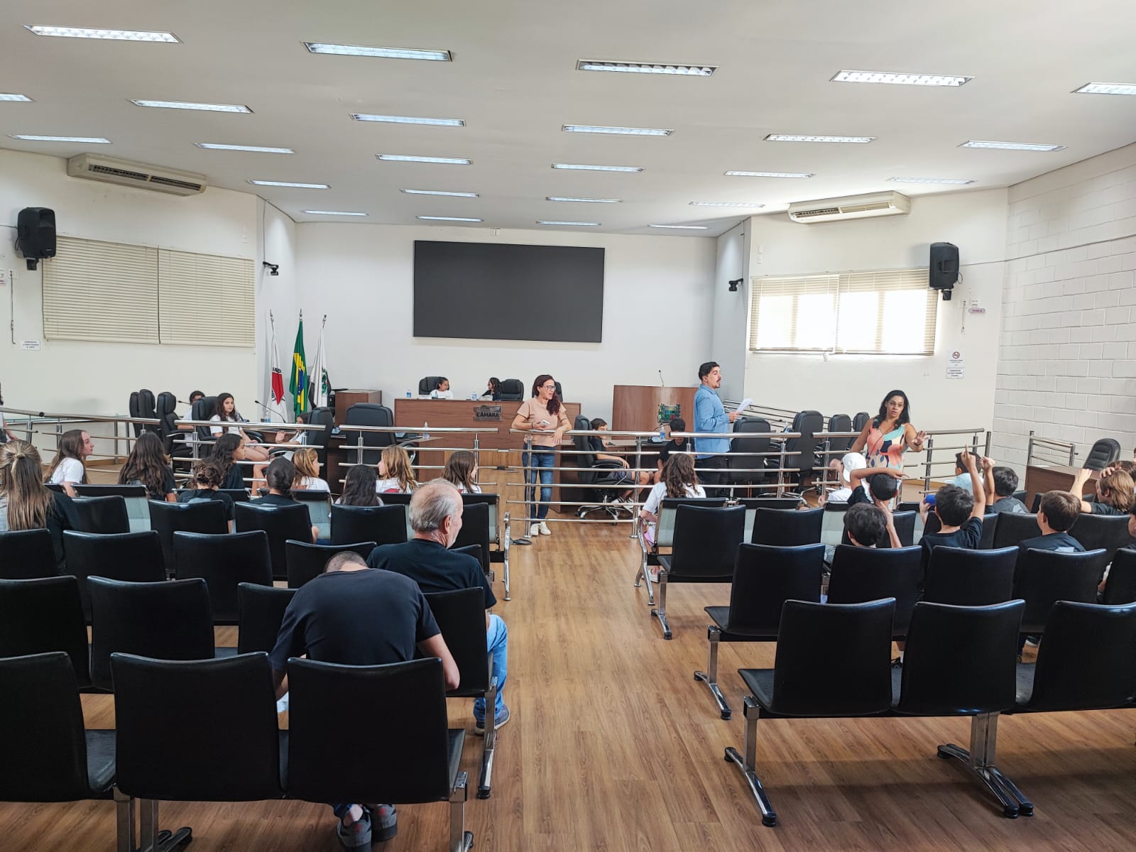 plenário 7.jpeg