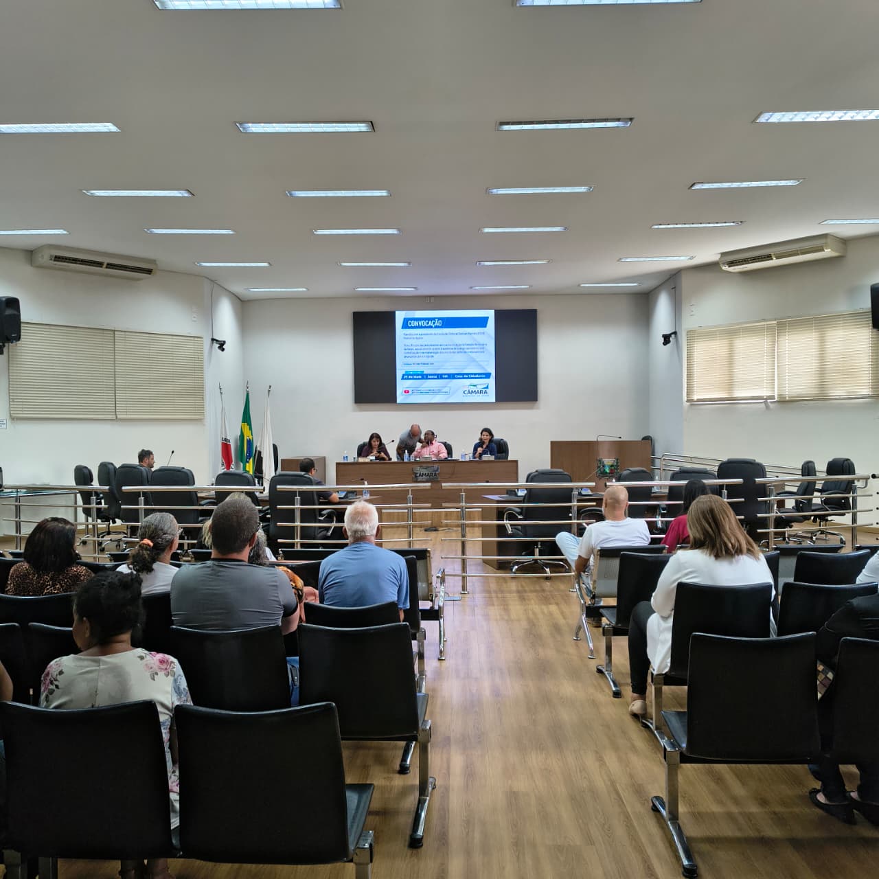 Revitalização da Estação Ferroviária de Itaipu é tema de reunião na Câmara Municipal